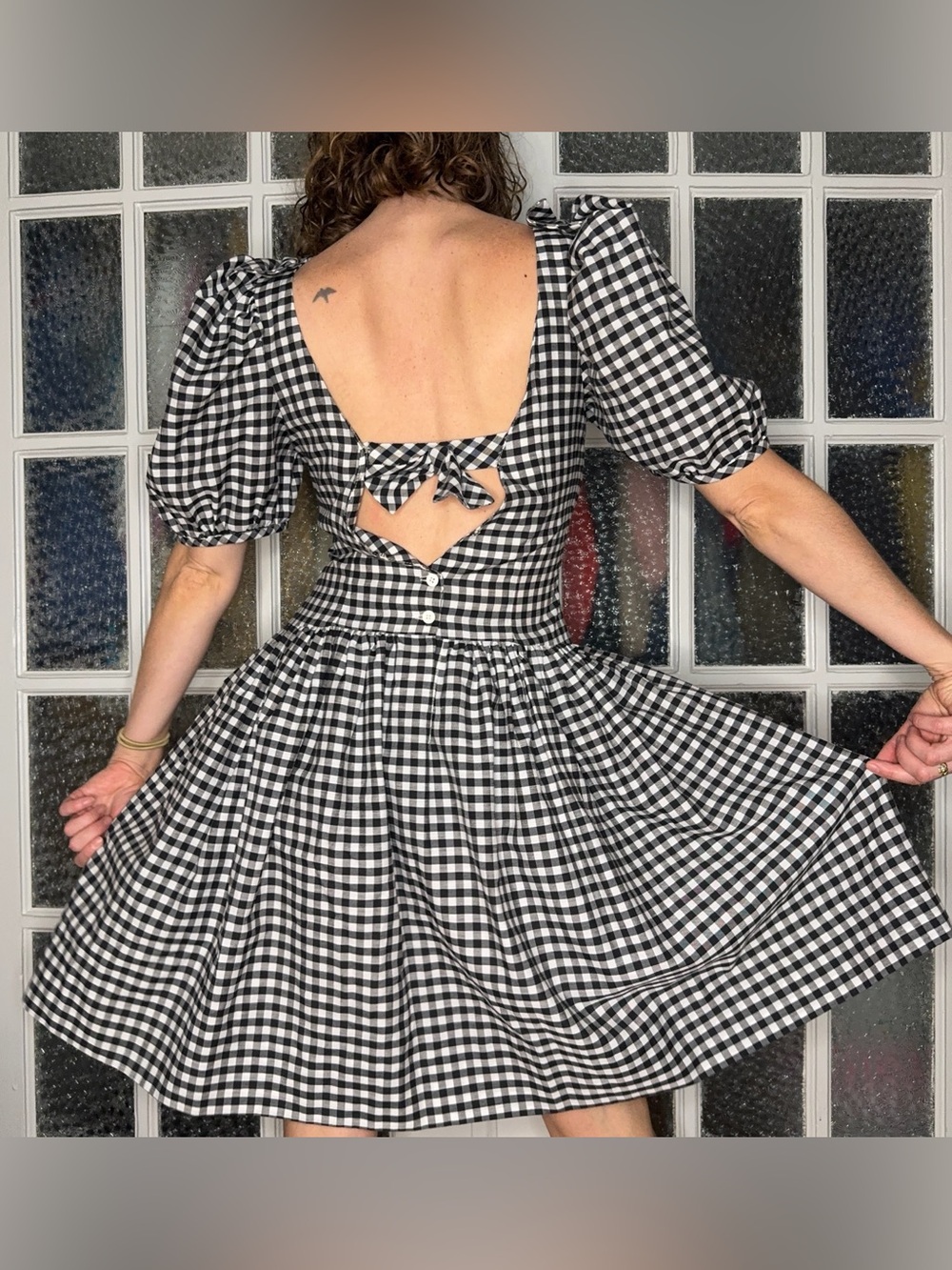 Black & White Gingham Backless Puff-Sleeve Dress